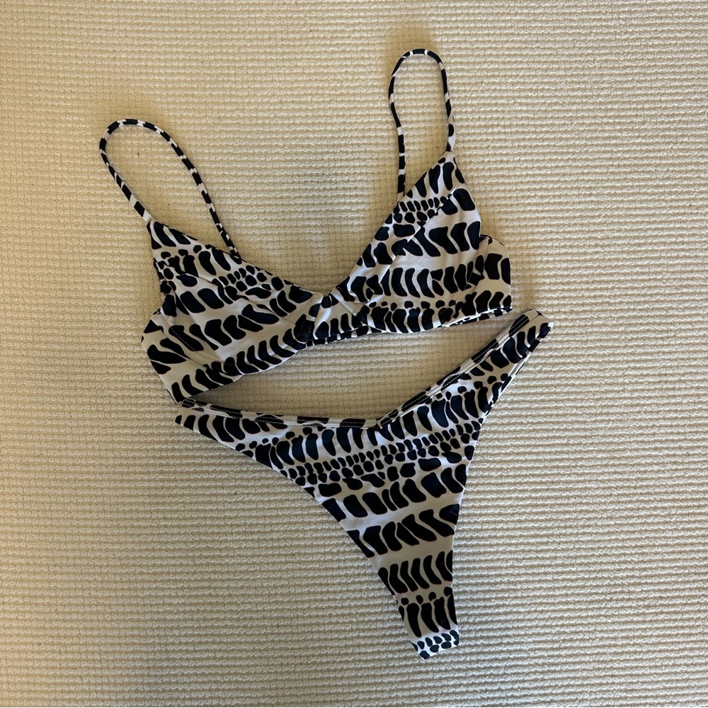 Benoa Hebrew Cone Set